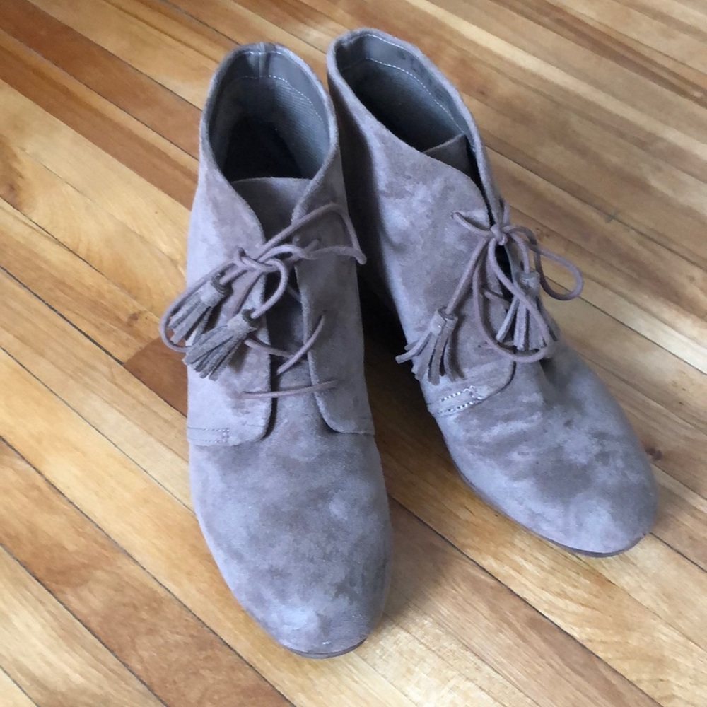 EUC 11M Dr. Scholl’s Dakota Wedge Tassel Bootie